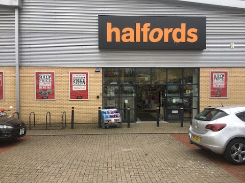 Halfords - Hedge End