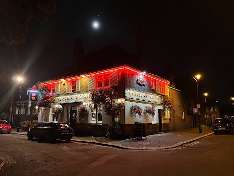 The Rose & Crown, Ealing