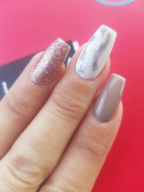 Spa Nails