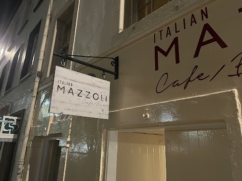 MAZZOLI Cafe / Bar