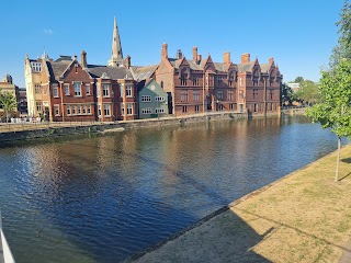 Royal Mail Delivery Office Parcel Collection (BEDFORD)