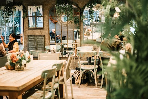 The Chelsea Gardener Cafe