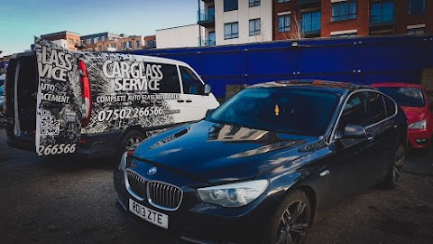 Car Glass Service - Windscreen Repair & Replacement Service