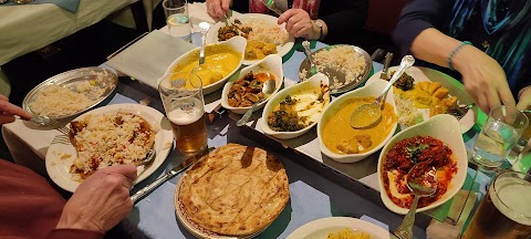 Raj Tandoori