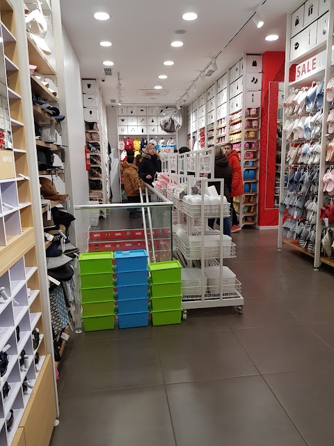 Miniso