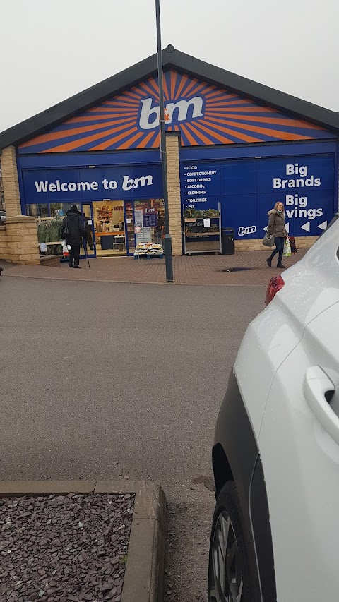 B&M Store