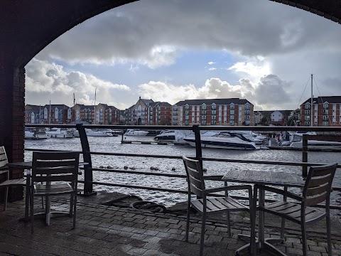 THE ANCHOR SWANSEA MARINA