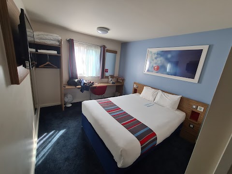 Travelodge Bracknell Central