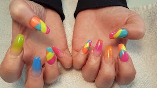 Simply Nails