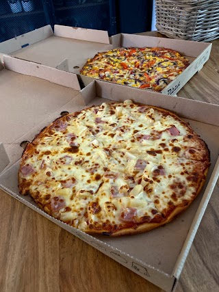 Pizza Connection