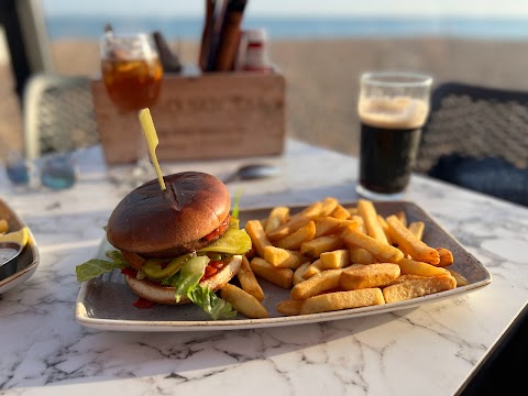 Ohso Social Beach Bar + Restaurant