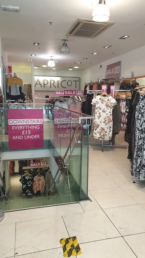 Apricot Clothing - Croydon