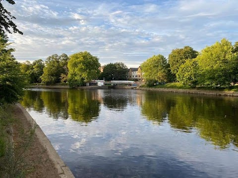 Rowntree Park Reading Cafe