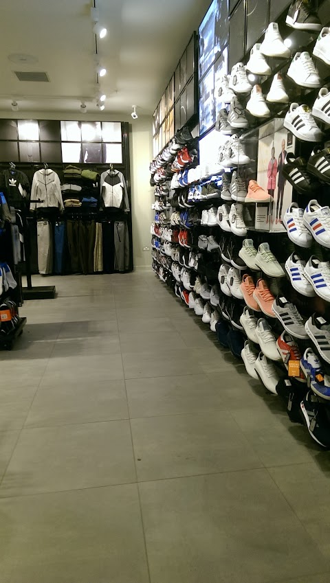 Foot Locker