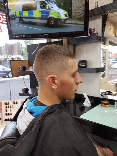Class barbers hair salon(unisex)