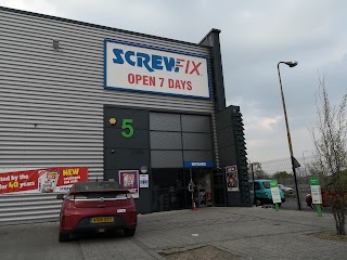 Screwfix Canning Town