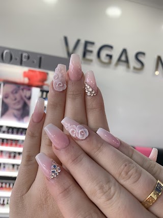 Vegas Nails & Spa. Create a website