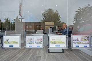 Hunters Estate Agents and Letting Agents Lee