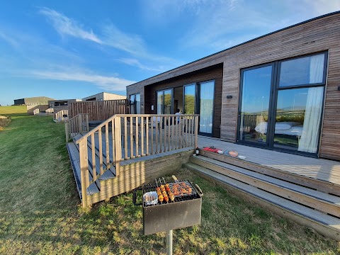 Swanborough Lakes Luxury Holiday Lodges