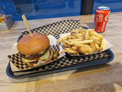 SMOQUE'S | Burgers & Fries