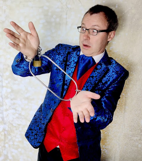 Magic Children's Entertainer Andy Hiccup