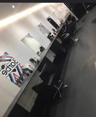 JJs Barbers - Renfrew