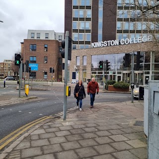 Kingston College