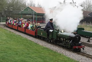 Eastleigh Lakeside Steam Railway