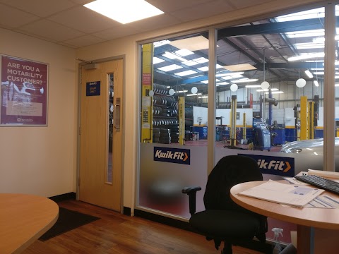 Kwik Fit - Bolton - Manchester Road