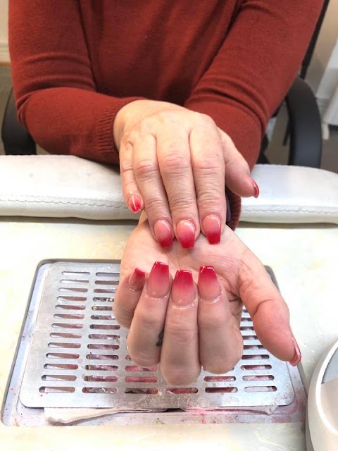 Van Nails