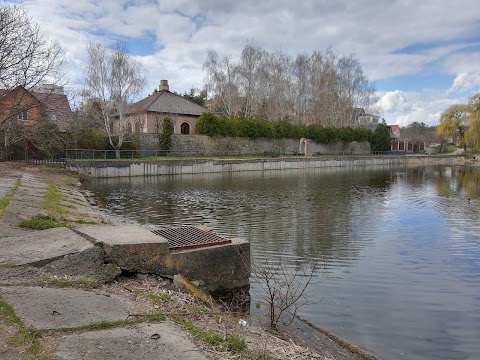 Великий ставок Кинь-Ґрусть