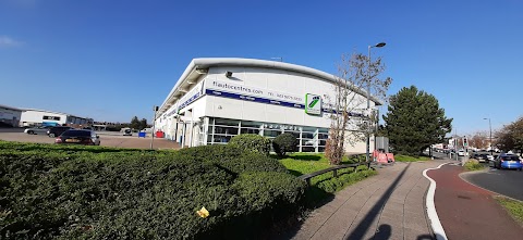 Formula One Autocentres - Portsmouth