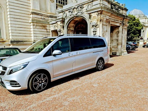 Cardiff Executive Travel - Chauffeur Service - Airport Transfer