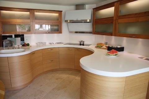 Barratt & Swann Bespoke Kitchens & Bedrooms