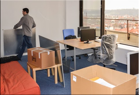 Office Furniture Clearance & Recycling Solutions