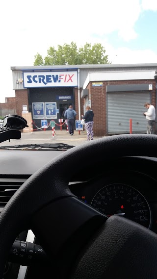 Screwfix St Helens