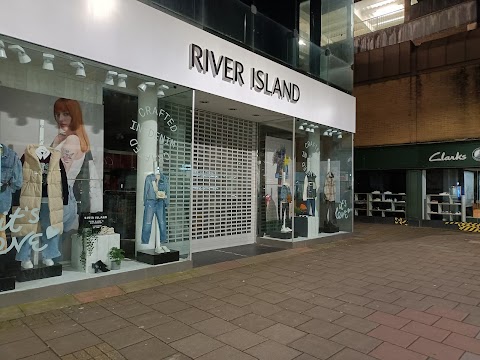 River Island