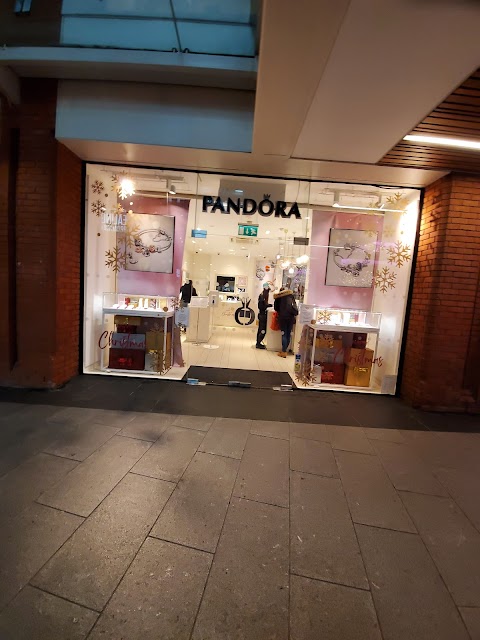 Pandora Ealing