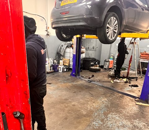 Mecnitecs Auto Repair