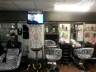 Dounic Unisex Hair & Beauty Salon