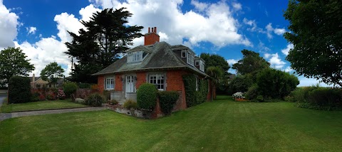 South Lodge Bed & Breakfast (Closed)