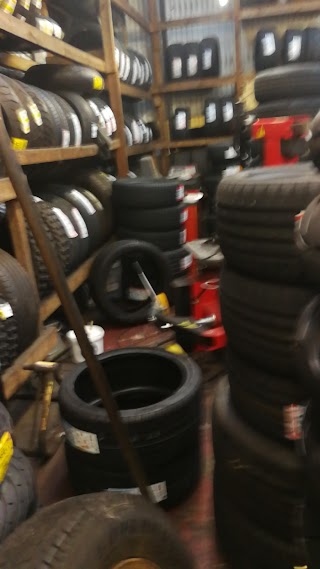 Sillett Tyres