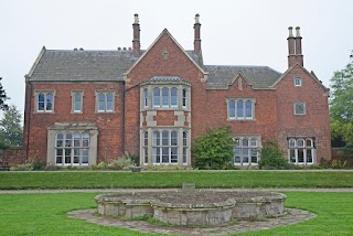 Longdon Hall School