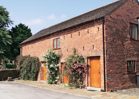 Tythe Barn Holiday Cottage