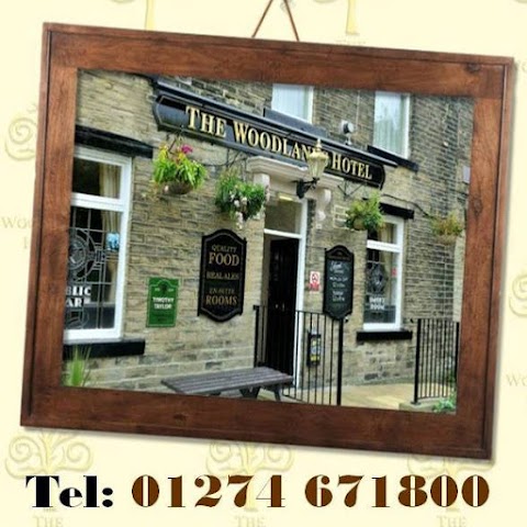 Woodlands Hotel & Pub