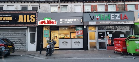 Papa Johns Pizza