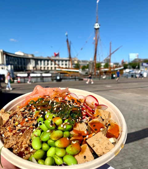 LOKI POKÉ - Wapping Wharf