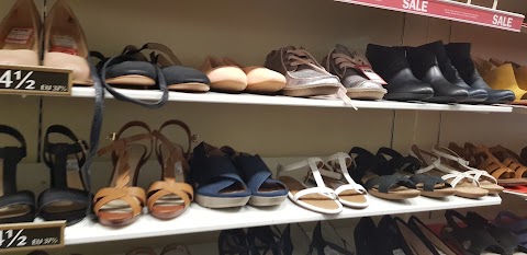 Clarks Outlet