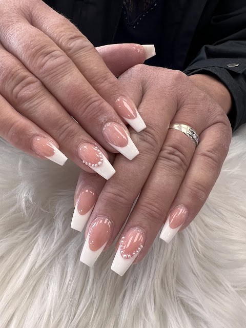 H.Queens Nails