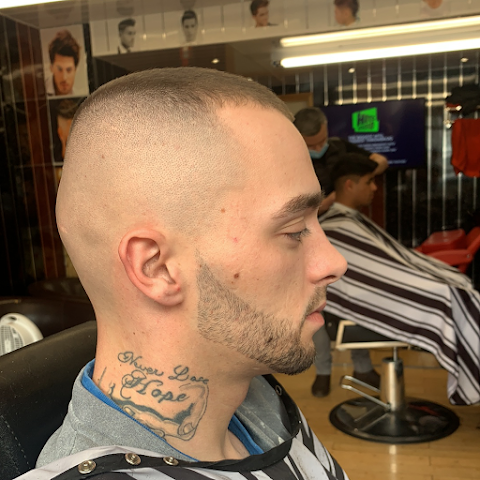 The cut Barber Stop